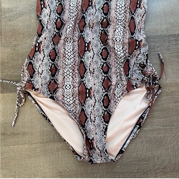 Kona Sol Snakeskin Print One Piece Swimsuit - Picture 4 of 10